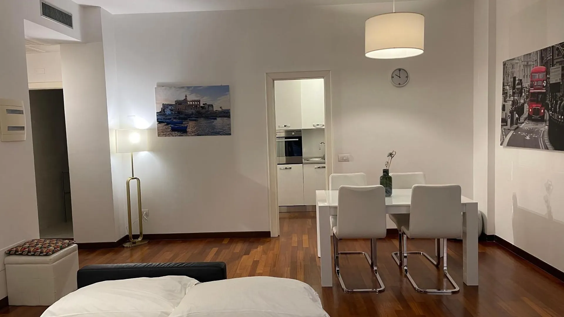 Apartment Berga Exclusive Suite Bari