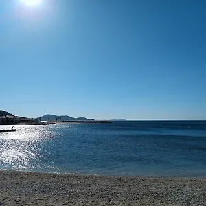 https://chez-isa.fr-provencehotel.com